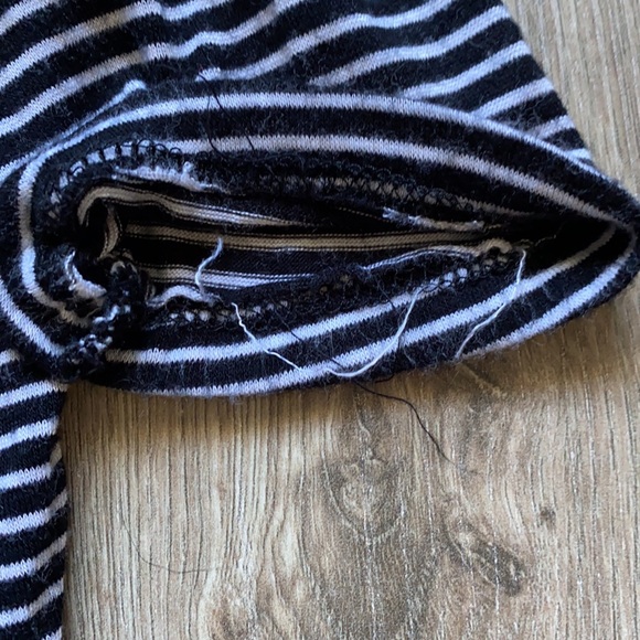 Long sleeve striped shirt - Picture 4 of 6